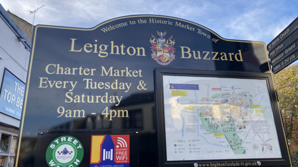 Leighton Buzzard Town Centre sign